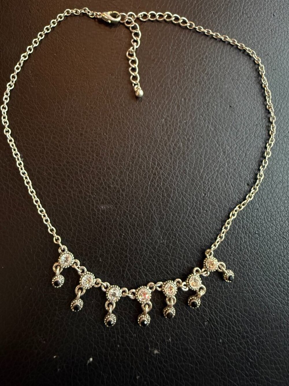 Adjustable dainty necklace